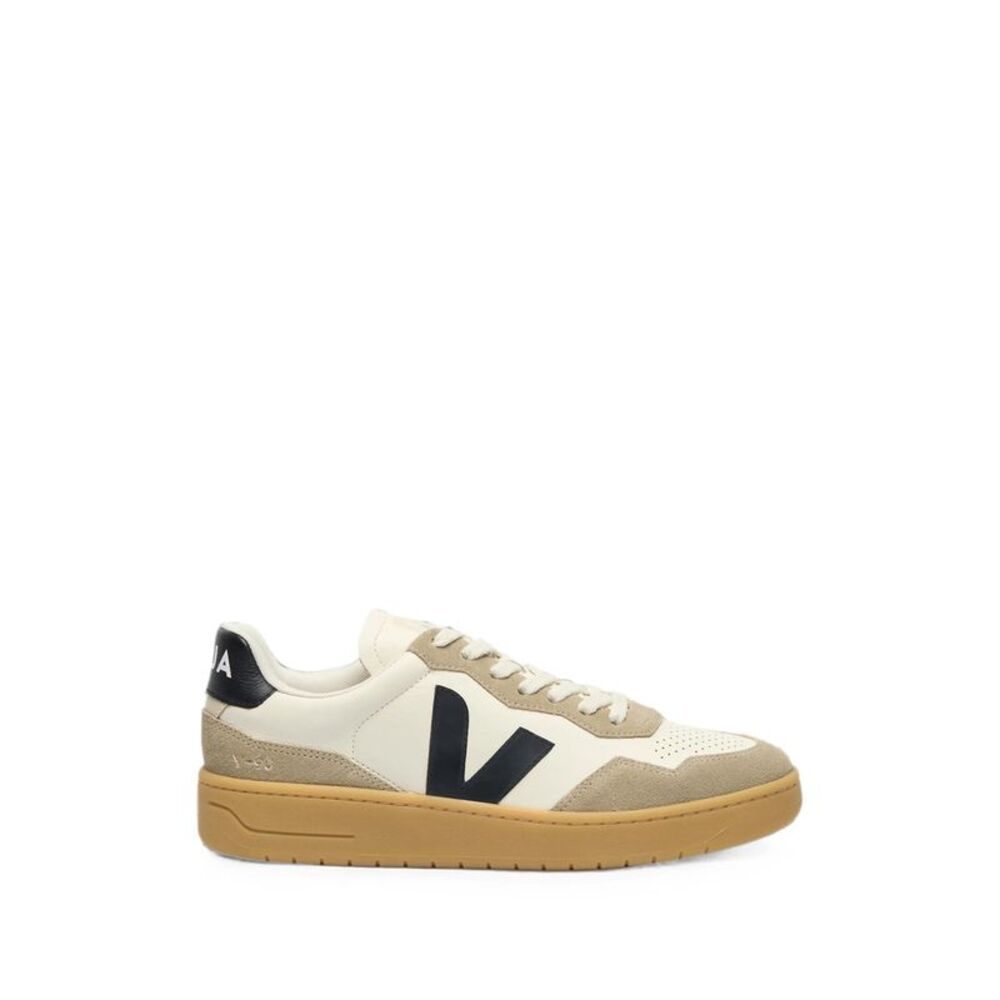 Veja Neutrals Trainers - Low-Tops Men